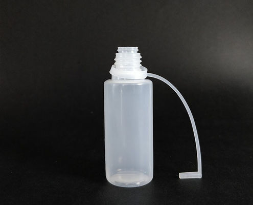 طباعة 5000 قطعة من زجاجات البلاستيك مع سطح سلس