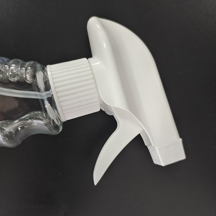 Customized Logo White Trigger Sprayer Bottle for Screen Printing in White/ Transparent/ Customer Request
